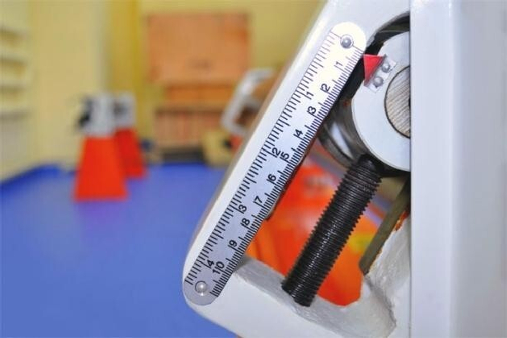 Станок вальцовочный STALEX ESR-1300х2,5 электромеханический 391104