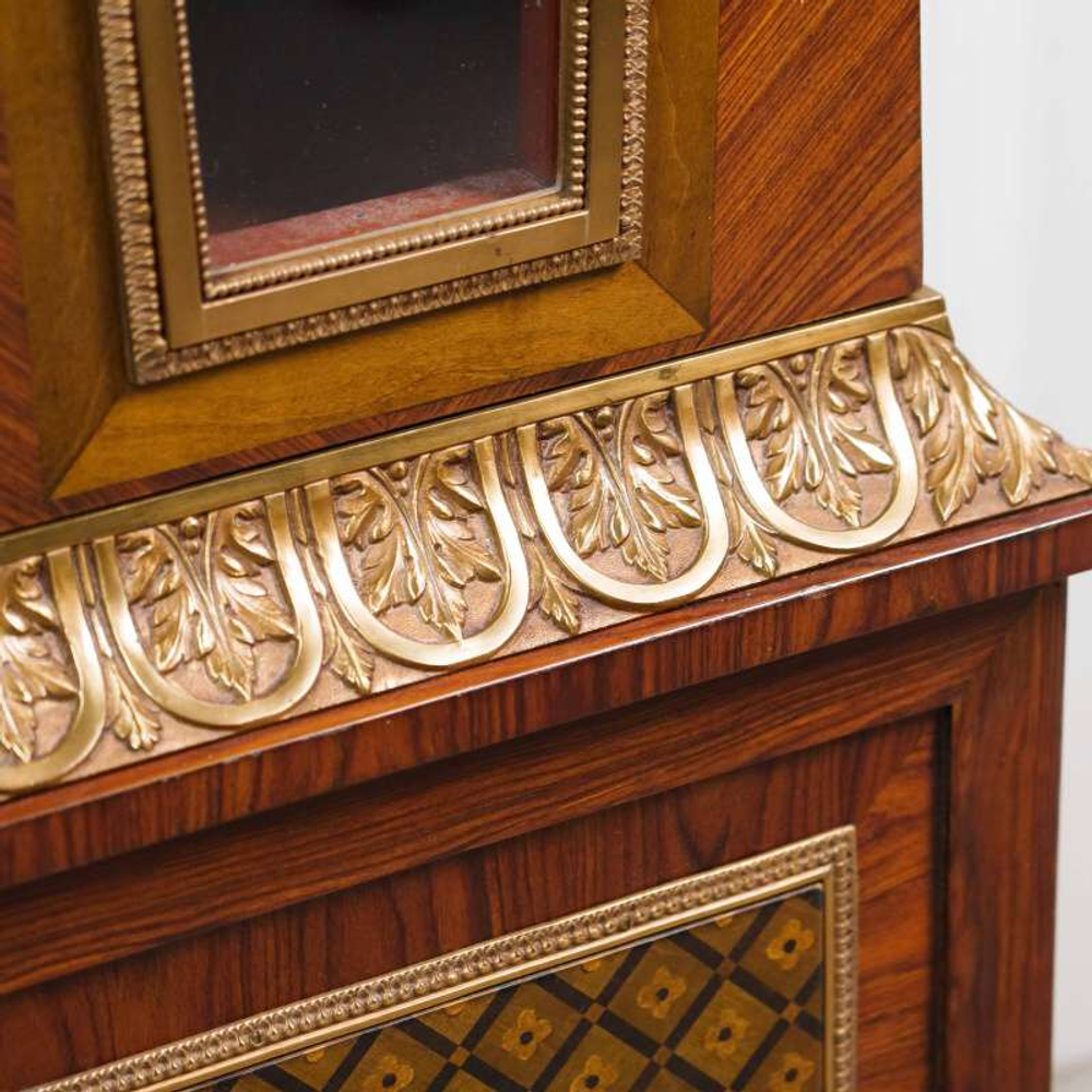 Напольные часы