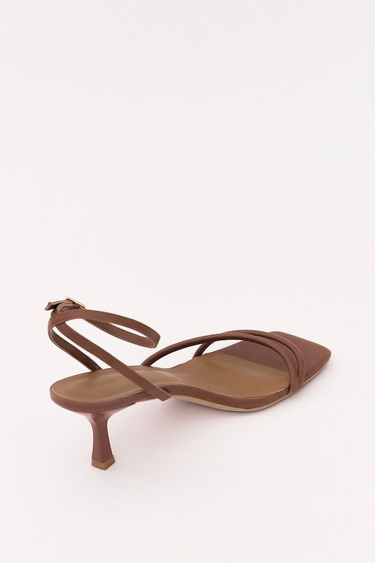 Босоножки из натуральной кожи с квадратным мысом, коричневый