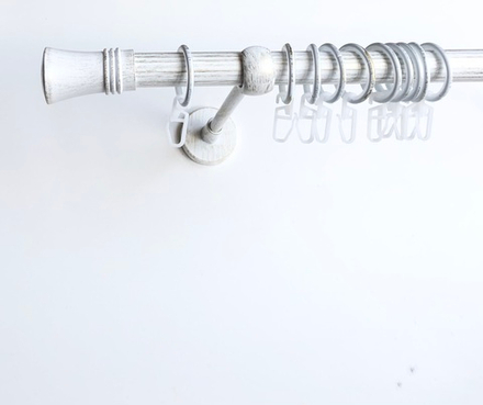 Карниз кованый рифленый для штор "Гиро" d20 мм однорядный, цвет белое золото