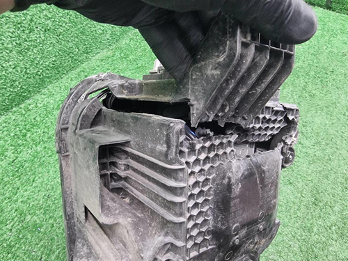 Битая Фара левая Hongqi H5 2 (2022-н.в.) LED