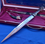 Набор подарочный "Джигит №1" (Кинжал кавказский, 2 рога для вина)