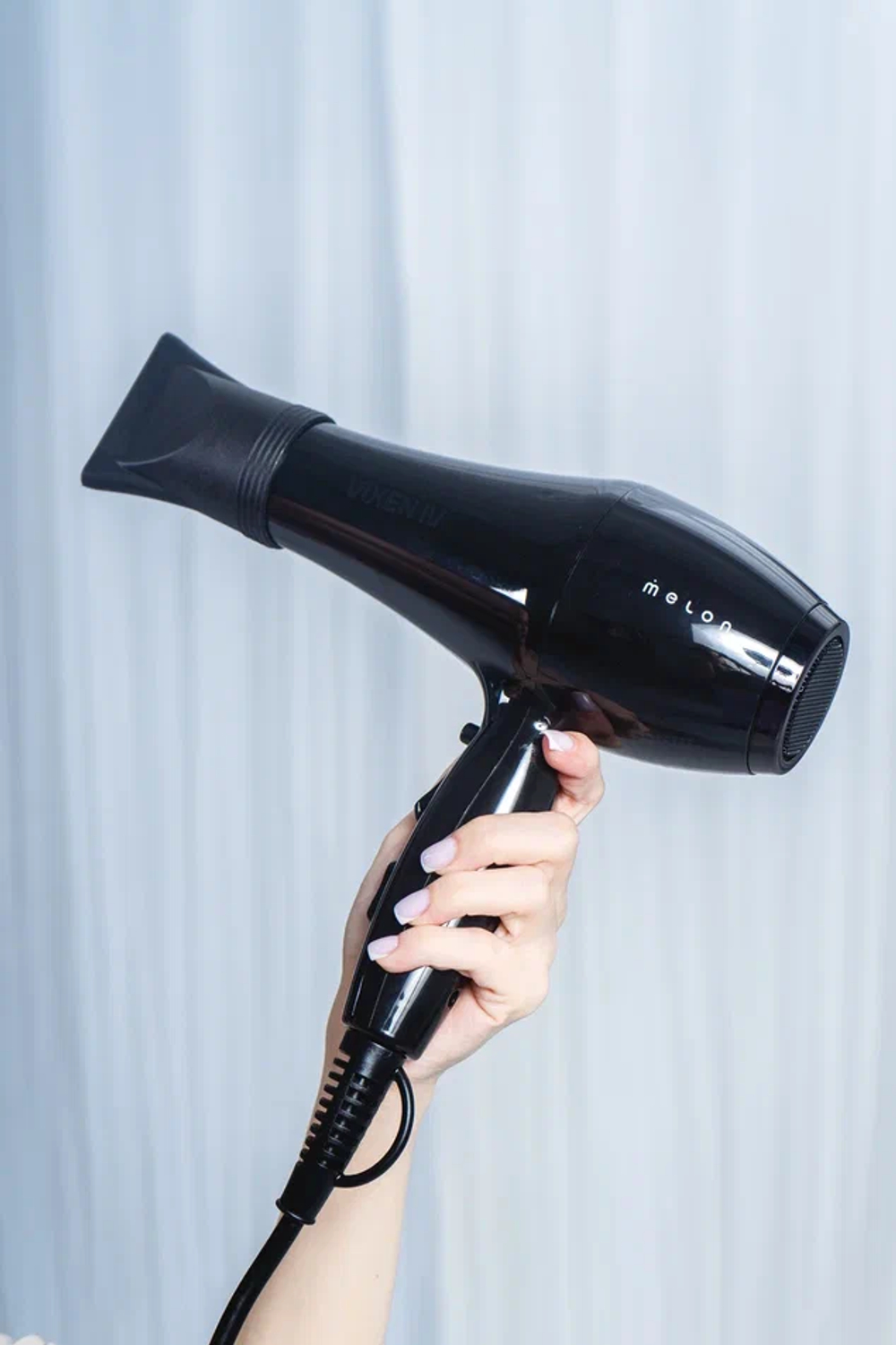 Профессиональный фен для волос VIXEN4