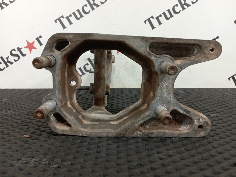 Кронштейн блока управления шасси 2017г.