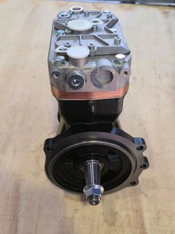 Автокомпрессор двухцилиндровый дв. CA6DM FAW J6 (Shaft-Gear)