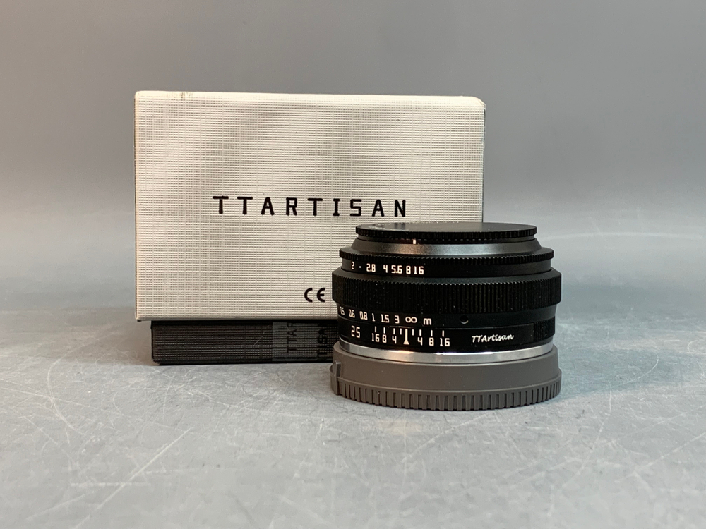 TTartisan 25mm f/2 APS-C Sony E
