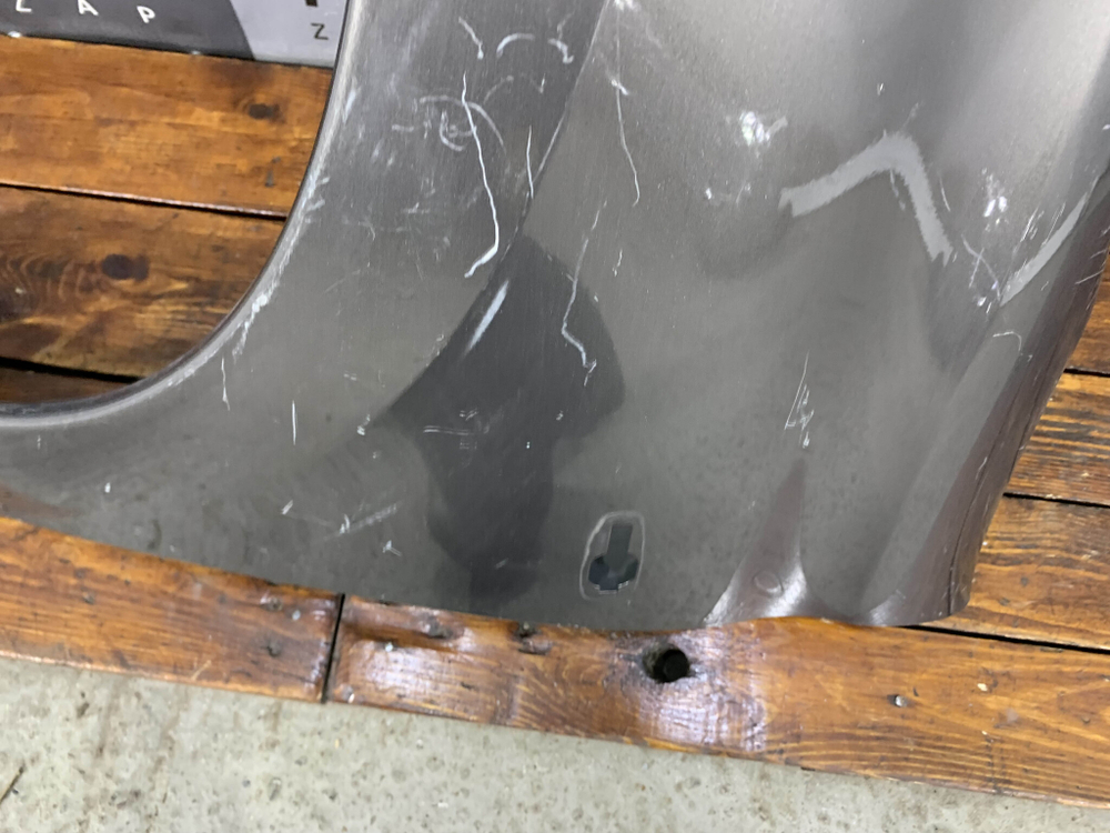 Крыло переднее левое Lada Granta 18-нв Б/У Оригинал 8450104275