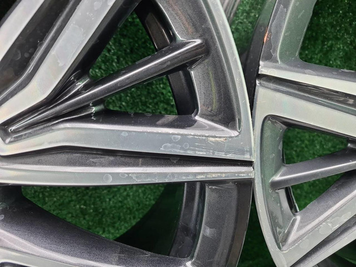 Диск Комплект дисков R20 Hongqi HS5 (2019-н.в.)