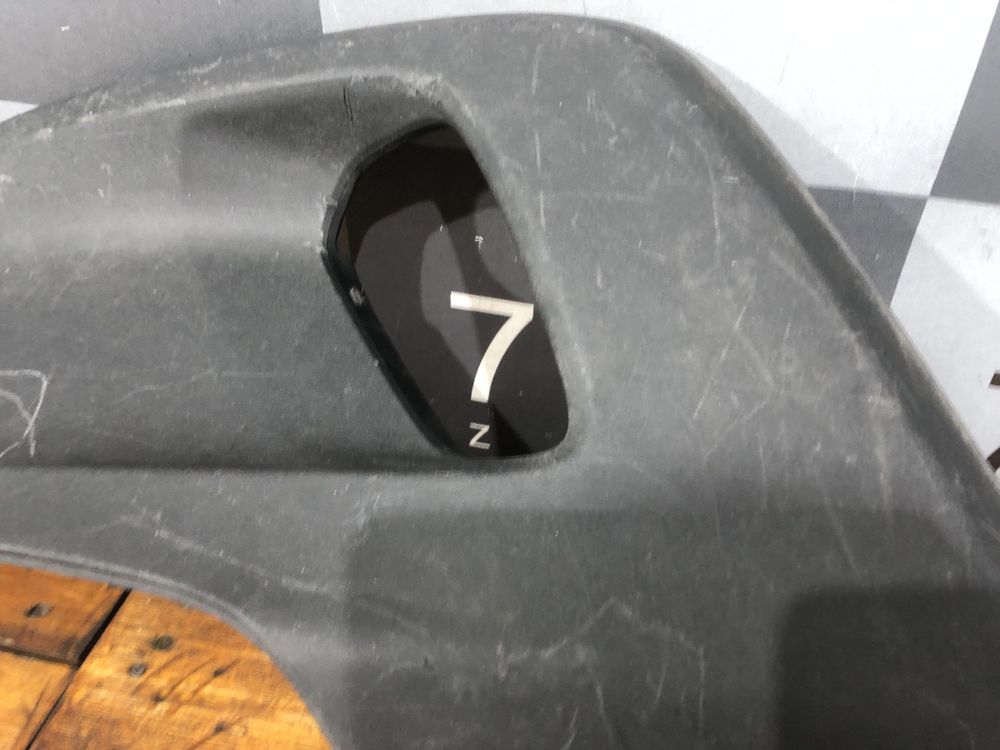 Накладка переднего бампера Volvo V40 Cross Country 12-19 Б/У Оригинал 31353341