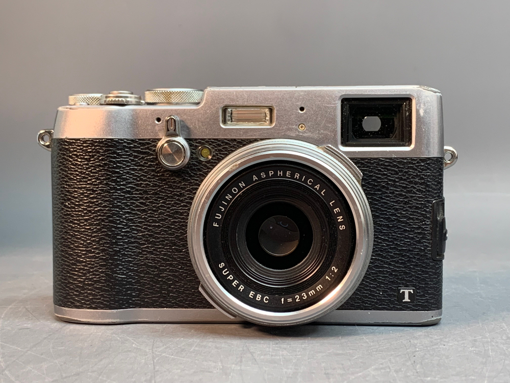 Fujifilm X-100T Экран тухнет через пару секунд
