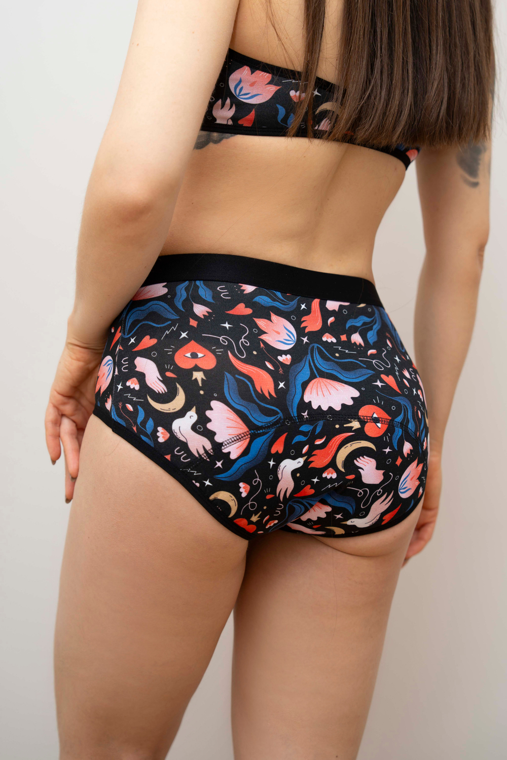 Впитывающие трусы Light | Лимитированная серия