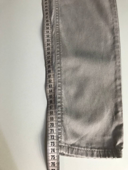 Джинсы Benetton практичные, визуально на 44 размер