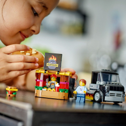 Конструктор LEGO City 60404 Бургерный грузовик — фото 15