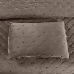 Покрывало 160x220 Sofi De MarkO Иоланта цвета капучино