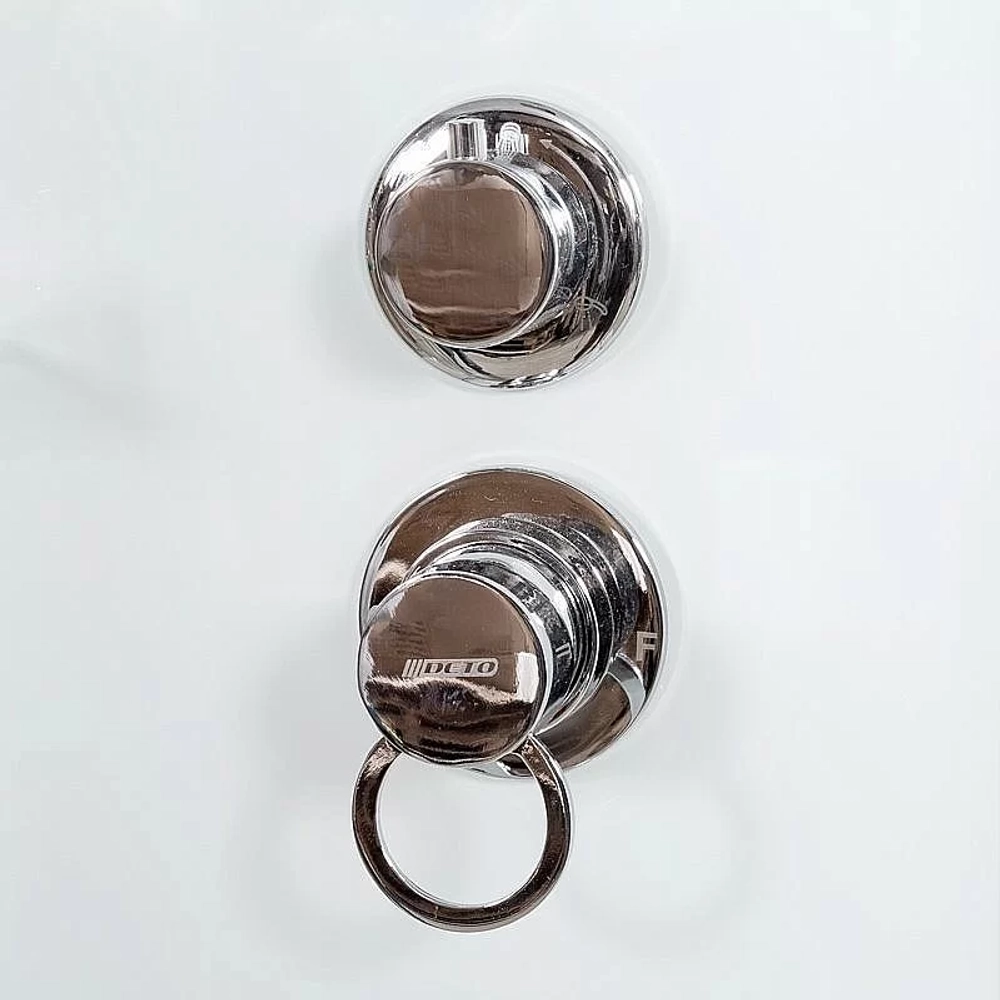 Душевая кабина DTO ЕМ4590 LED 90х90