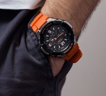 Наручные часы Casio G-Shock GW-3000M-4AER