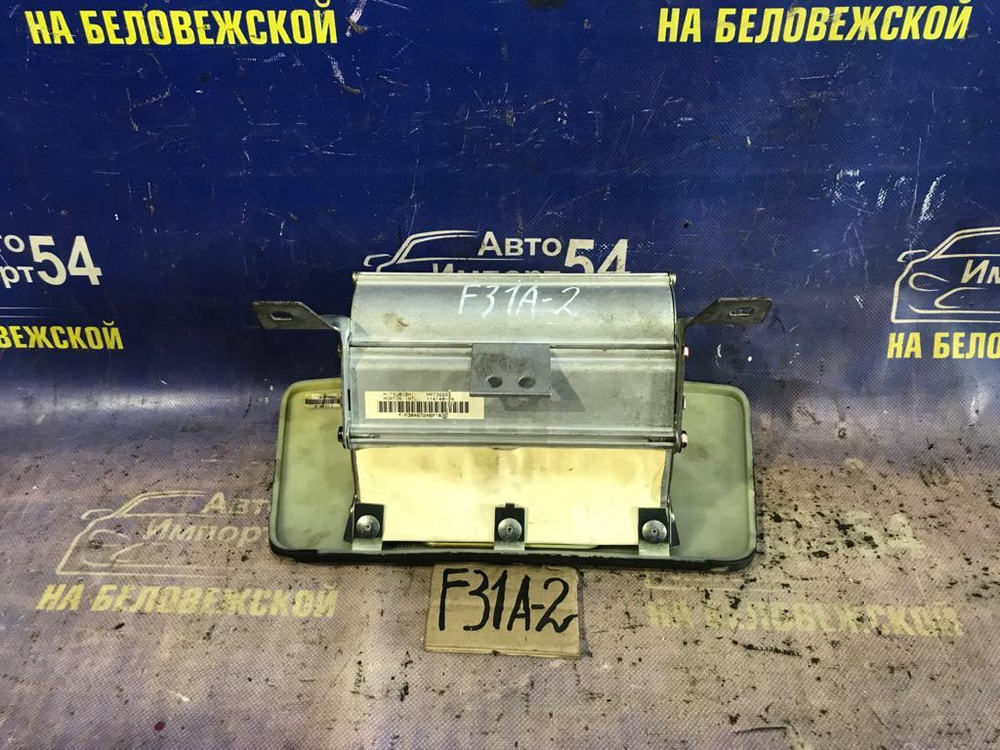 Подушка безопасности пассажирская MITSUBISHI DIAMANTE 1996