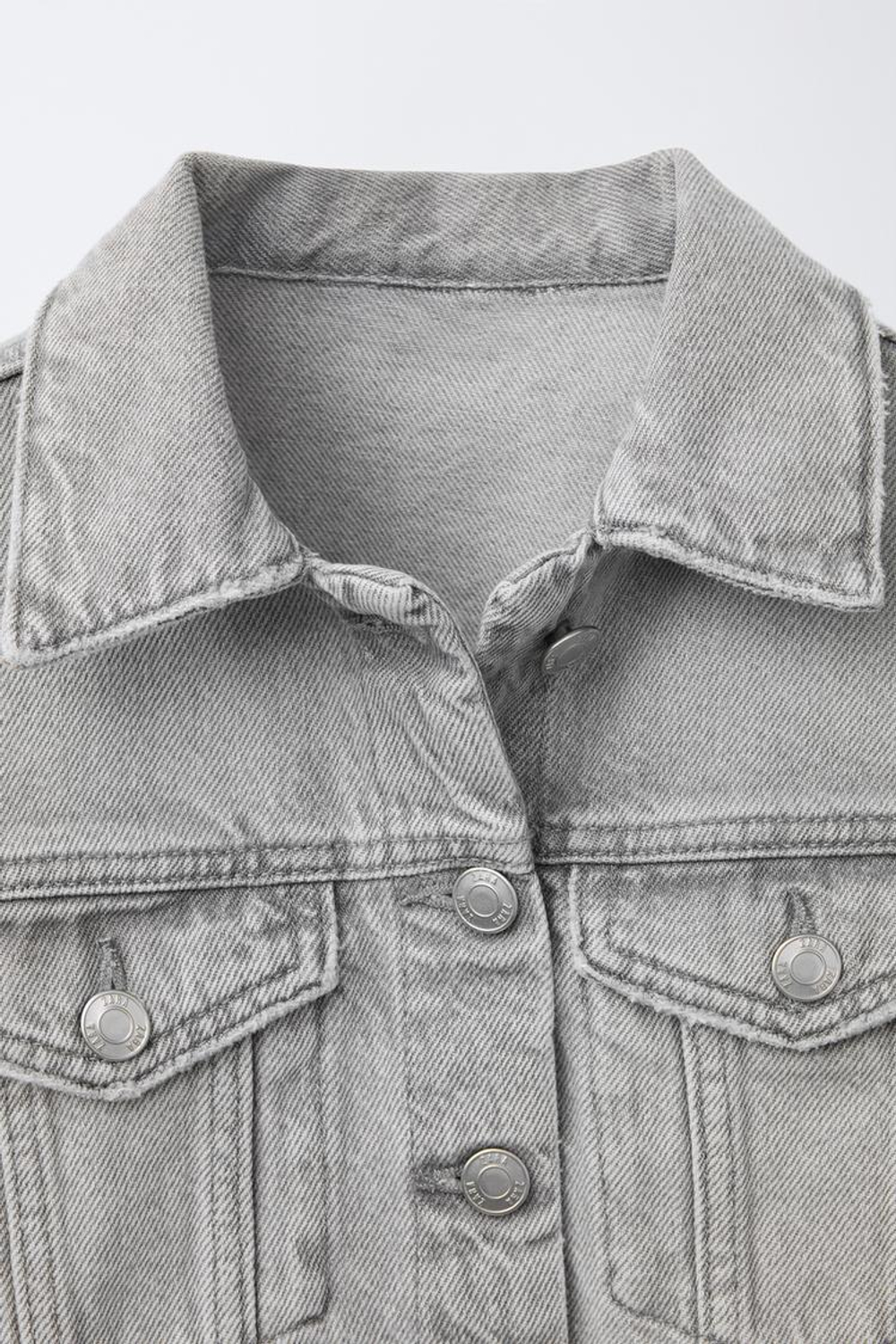 ZARA ДЖИНСОВАЯ КУРТКА CROPPED, СЕРЫЙ