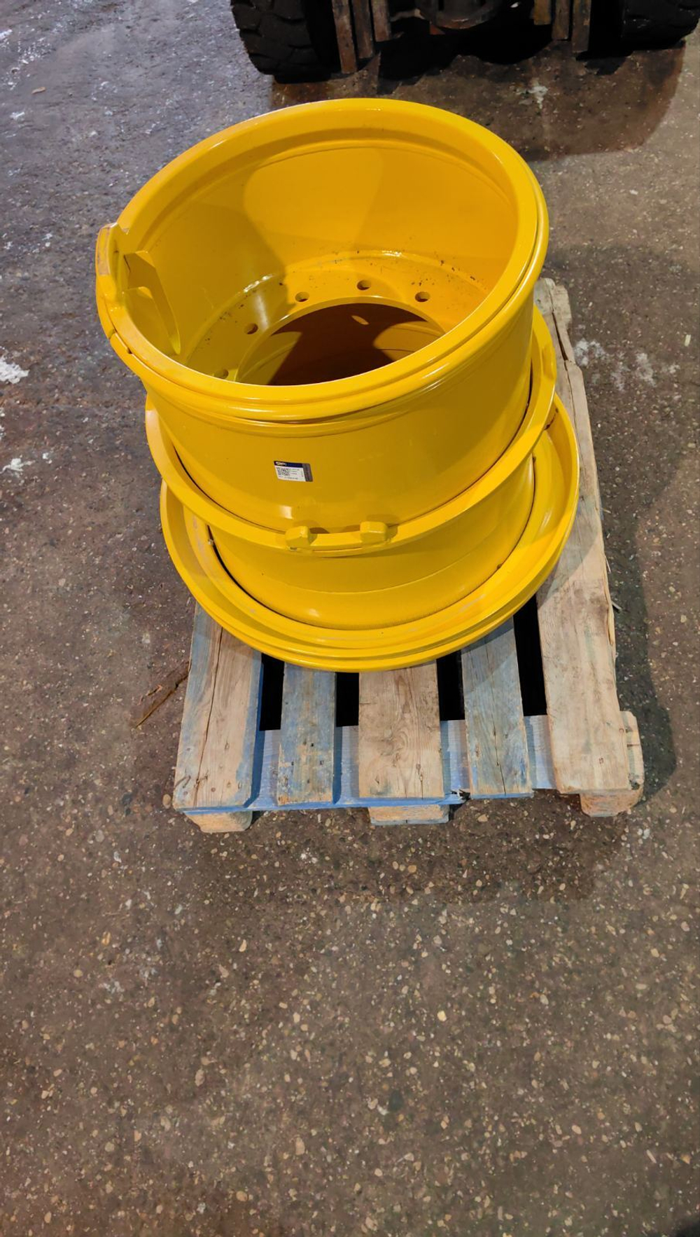 Диск колесный 17395248