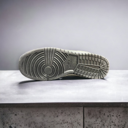 Nike SB Dunk Low • Lazure Gray