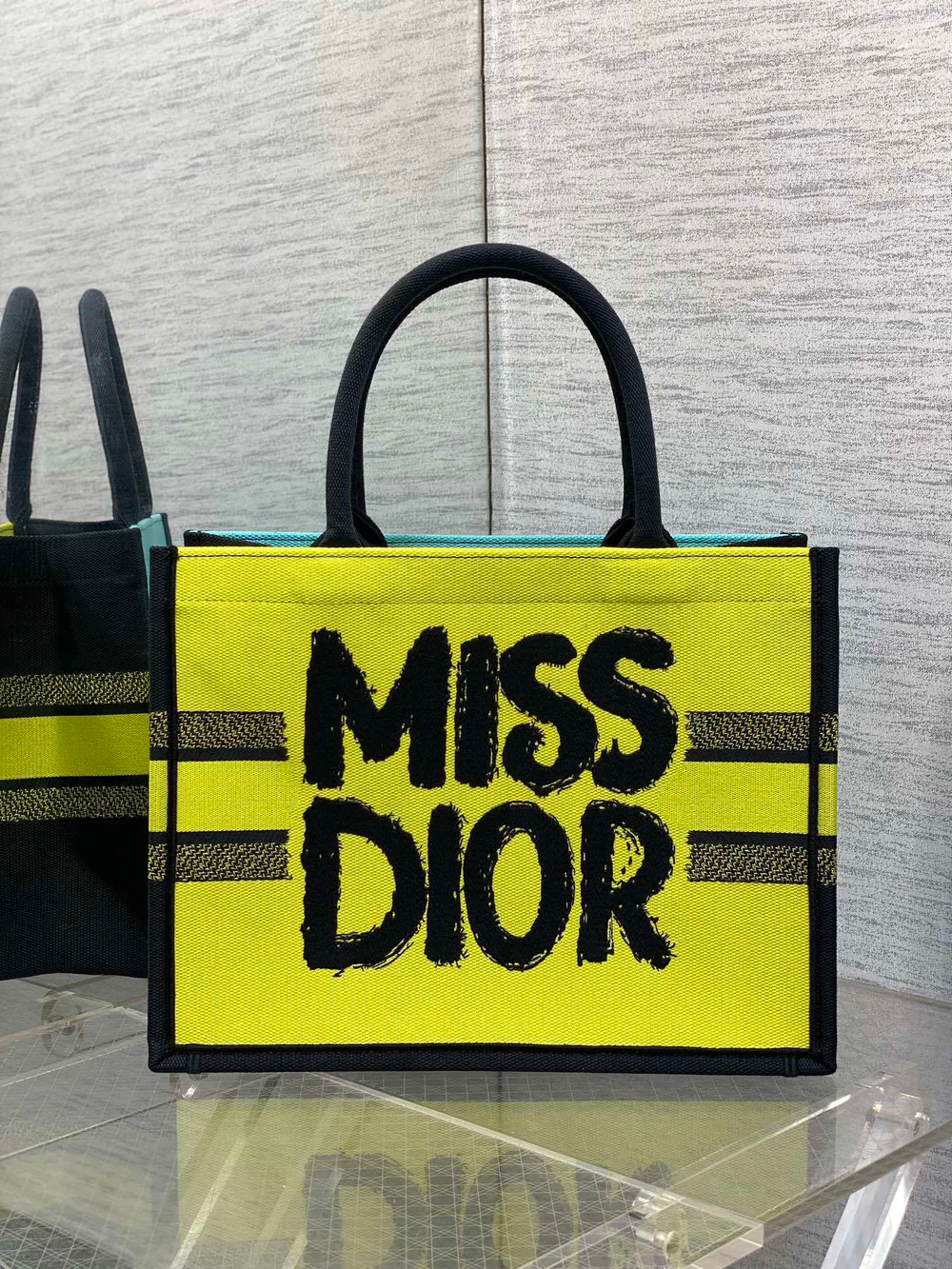 Christian Dior Book Tote 36 cm