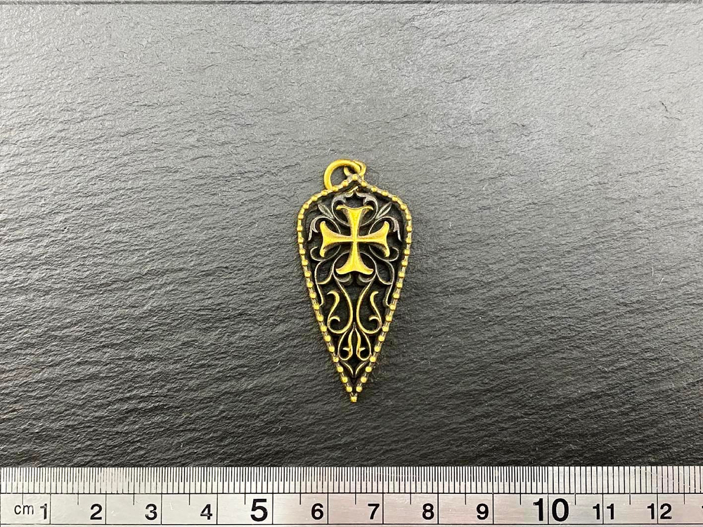 Подвеска. Щит мужской