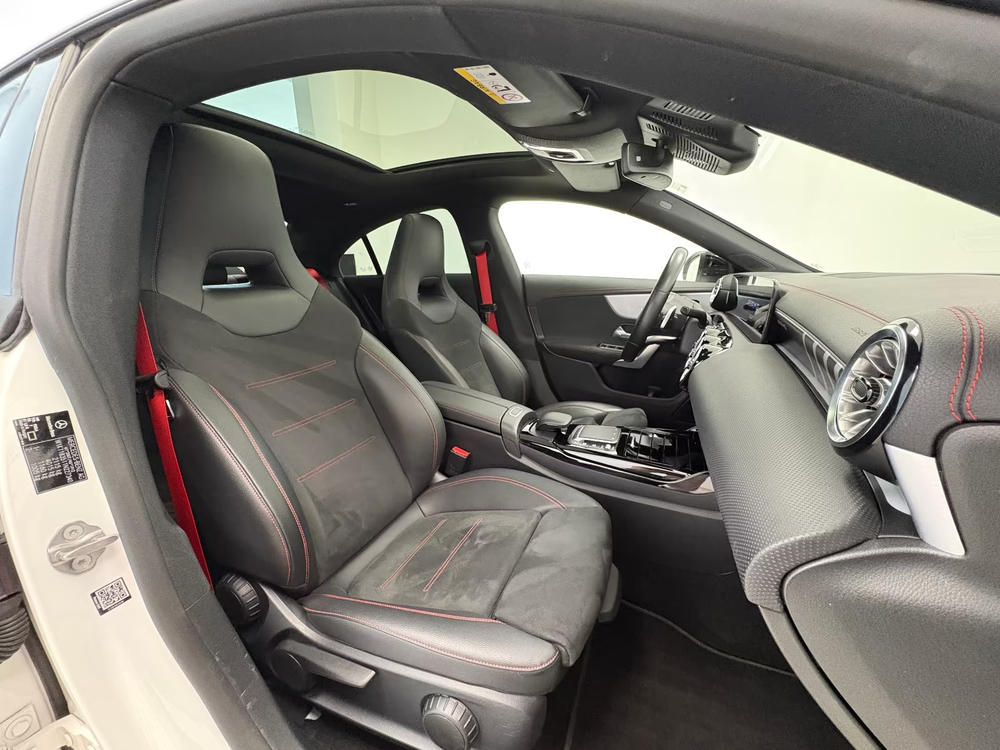 Mercedes-Benz CLA 35 AMG