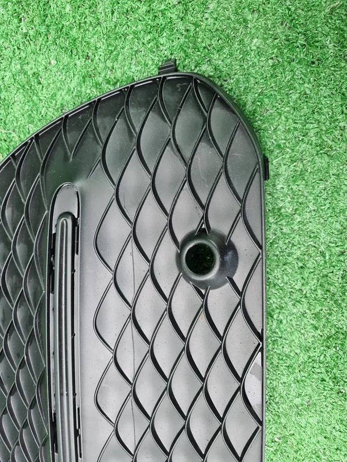 Решетка переднего бампера Mercedes GLE V167 18-24