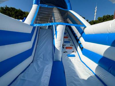 Наземный надувной аквапарк «Морское царство 3» с фигурой пингвина 23*23*6 м