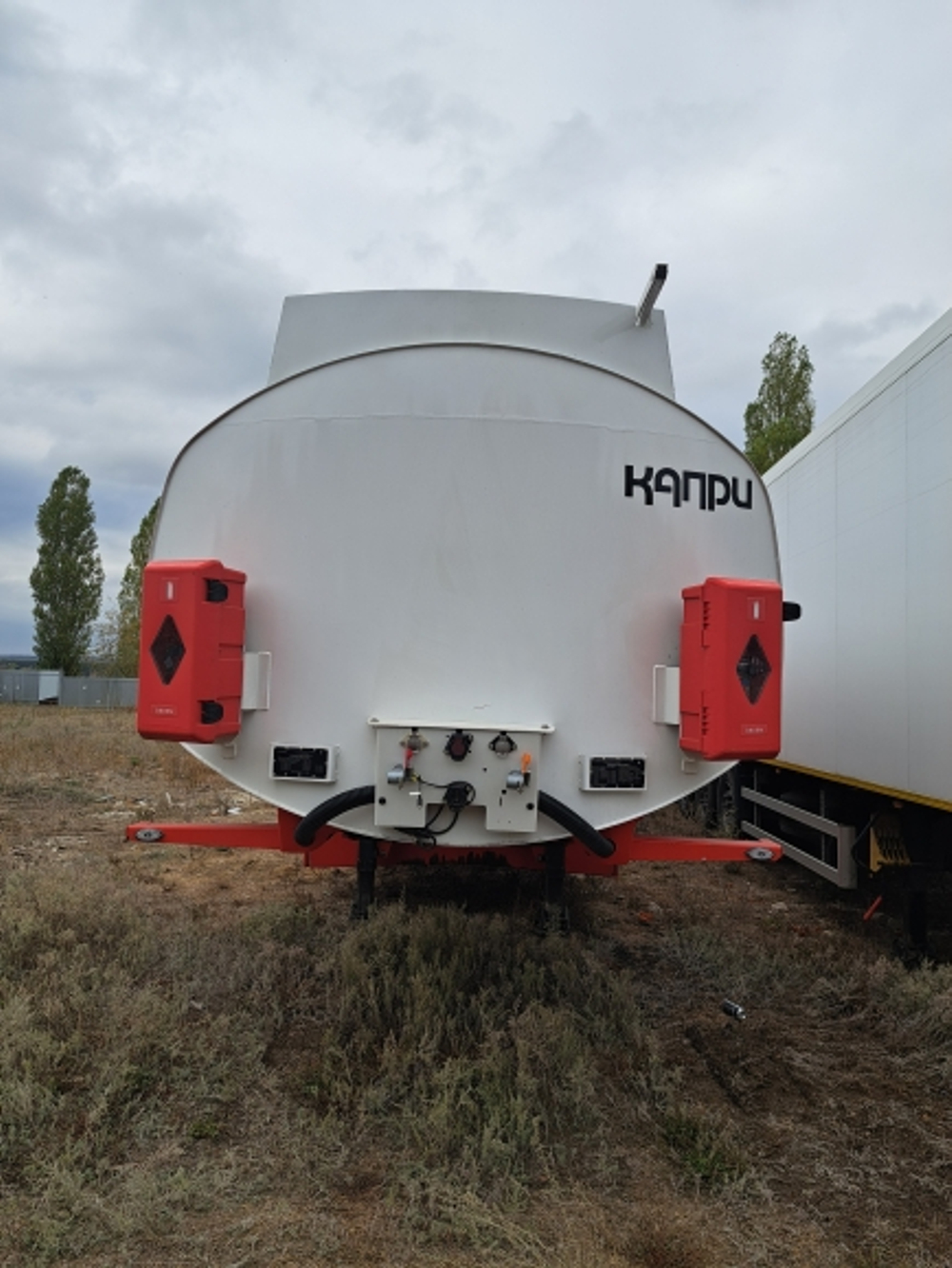 Компания автоприцепов 9639* Полуприцеп цистерна 9639T