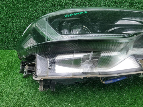 Фара правая Subaru Forester 5 SK (2018-2021) LED