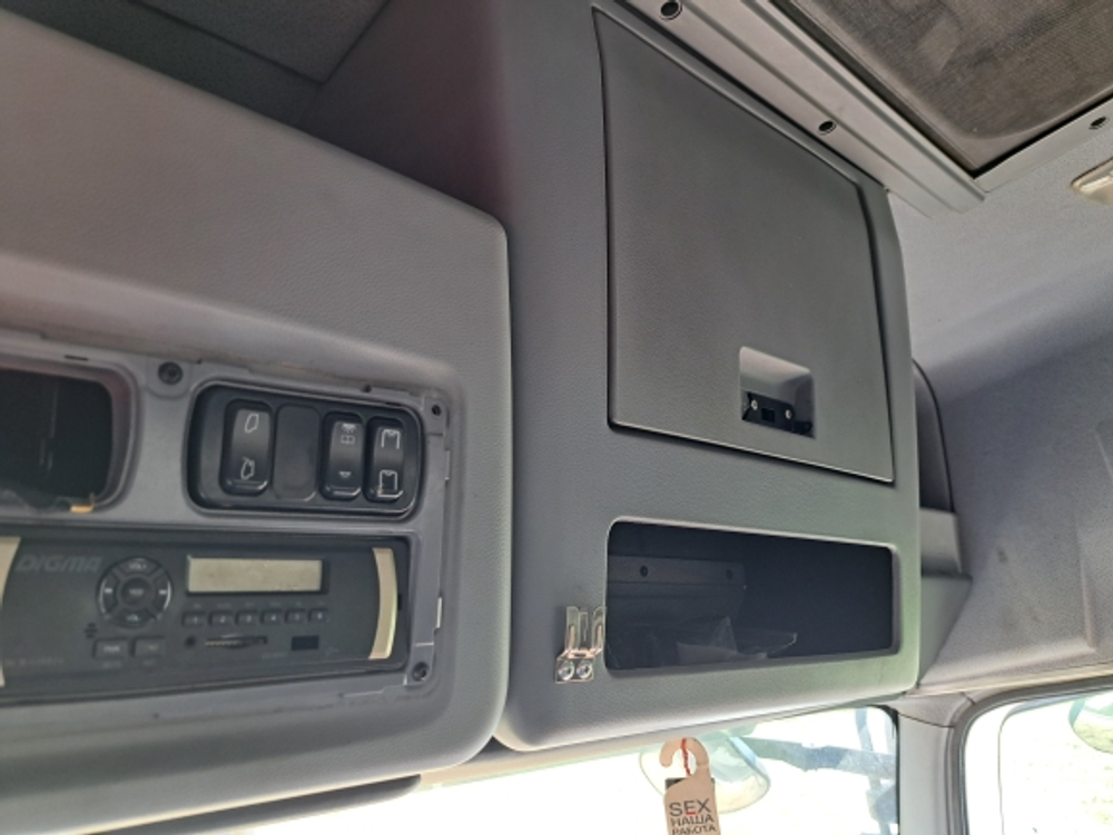 КамАЗ 5490 4x2 Седельный тягач 5490-032-87(S5) NEO (Дизельный, 12,0 л, 401 л.с., МТ)