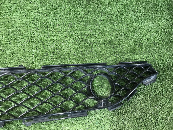 Решетка радиатора верхняя правая Mercedes S C217 (2013-2017) AMG