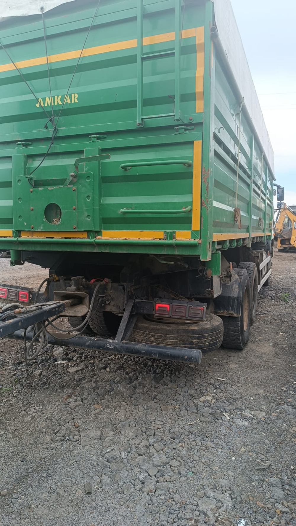 FAW J6 6x4 Зерновоз 558983-41 (Дизельный, 11,1 л, 420 л.с., МТ)