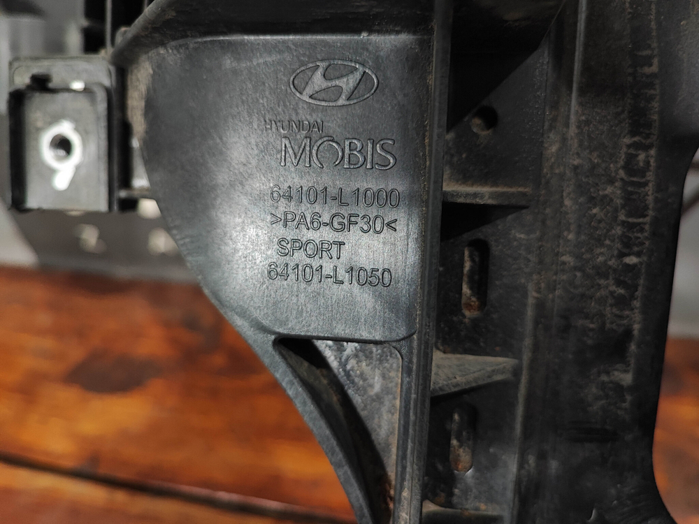 Панель передняя (телевизор) Hyundai Sonata 8 (DN8) 19-нв Б/У Оригинал 64101L1000