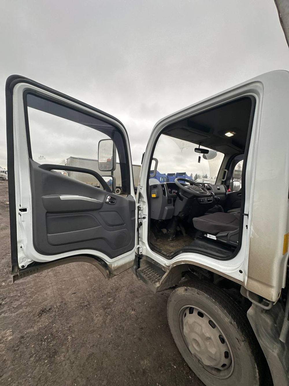 GAZ Valdai 8 Изотермический/рефрижератор с гидробортом 3010FA (Дизельный, 2,5 л, 150 л.с. МТ)