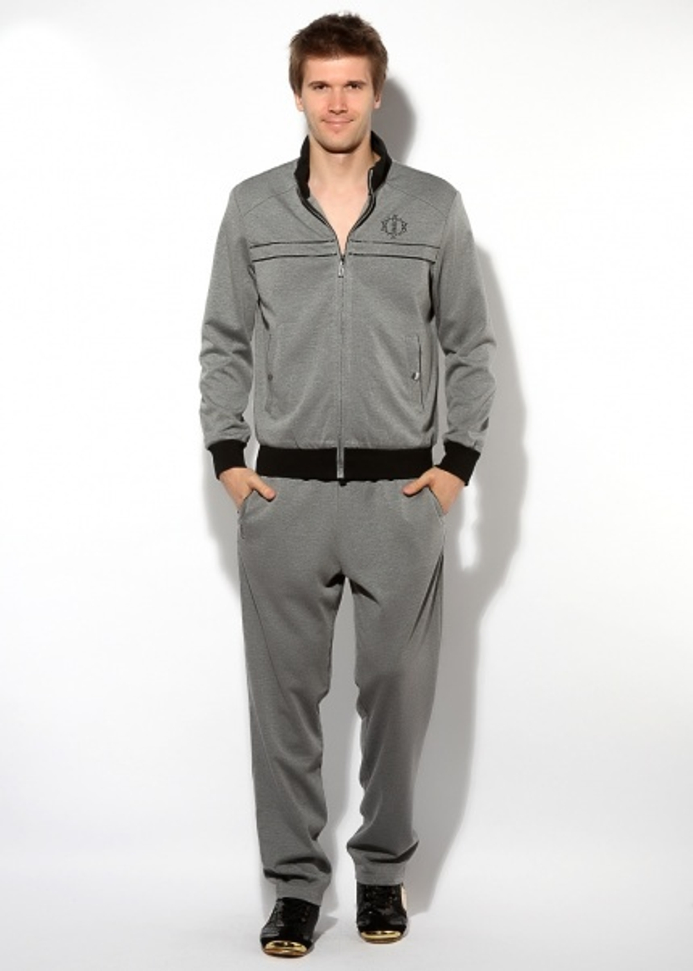 спортивные костюмы