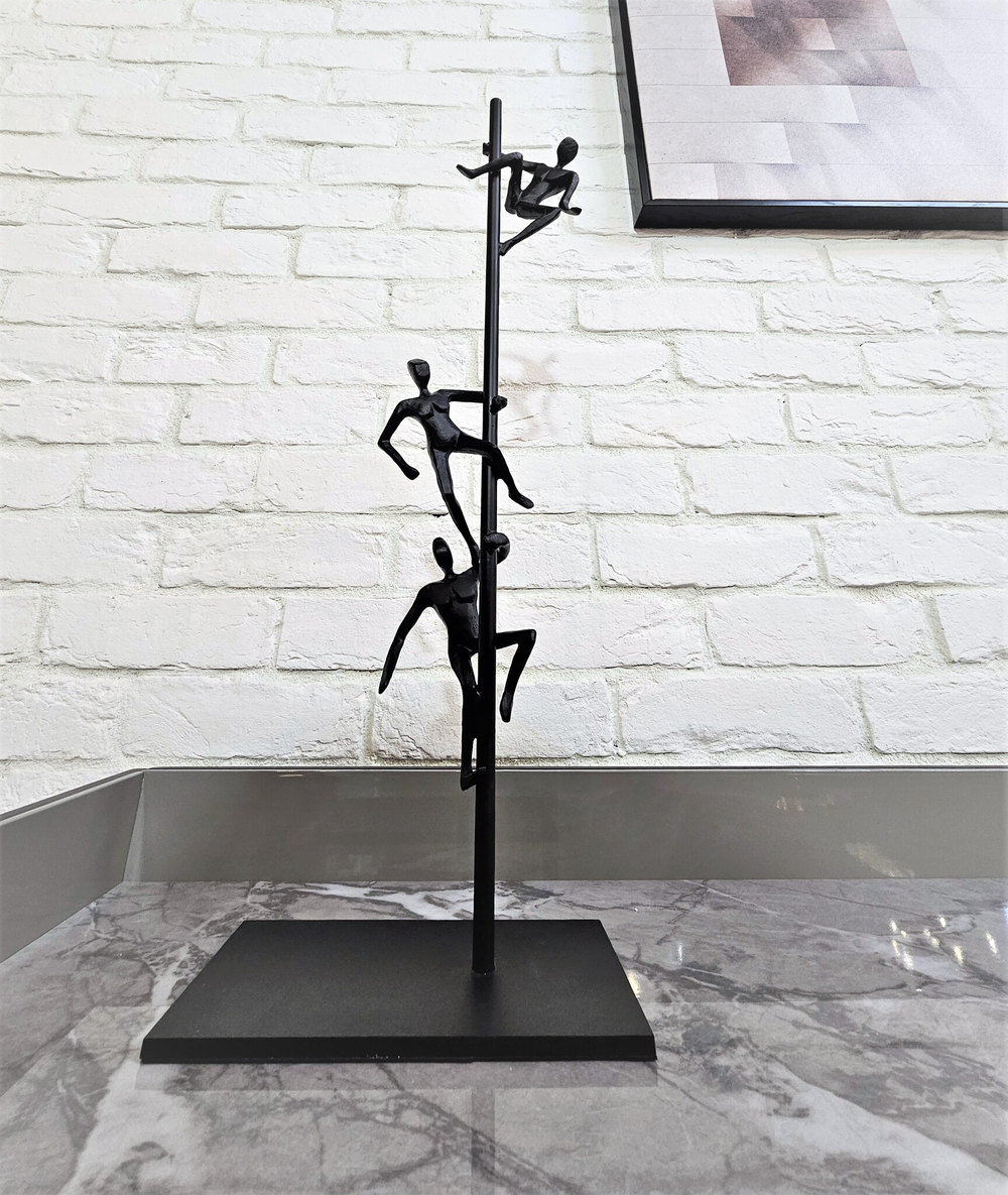 Статуэтка Climbing Acrobats