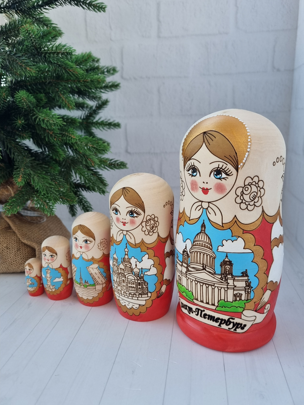 Матрешка Санкт-Петербург жжёнка 5 мест 18см
