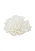 Брошь "Дэви" белая