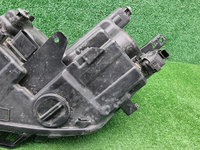 Фара правая Geely Coolray (2019-2024) LED