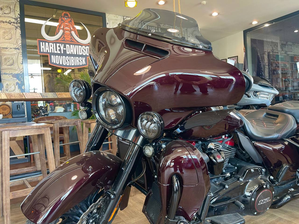 Harley-Davidson CVO Street Glide 2019
