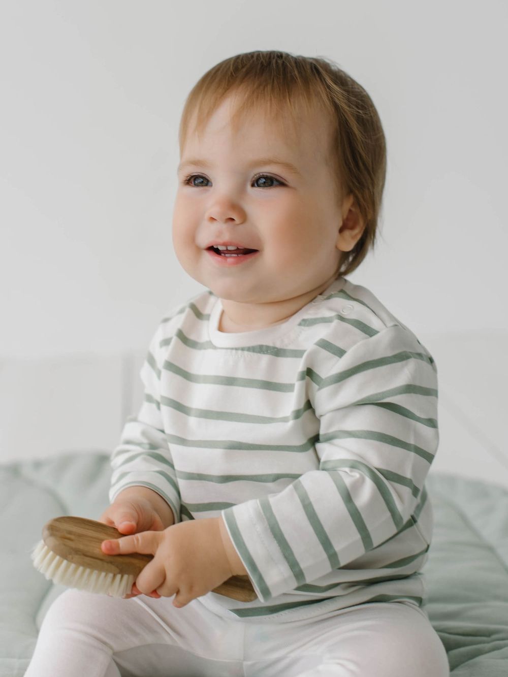 Лонгслив "Полоска Олива" 0+