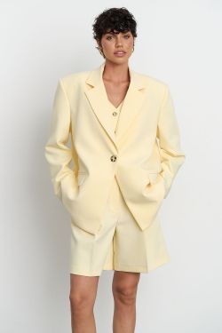 Пиджак свободный костюмный ванильного цвета
