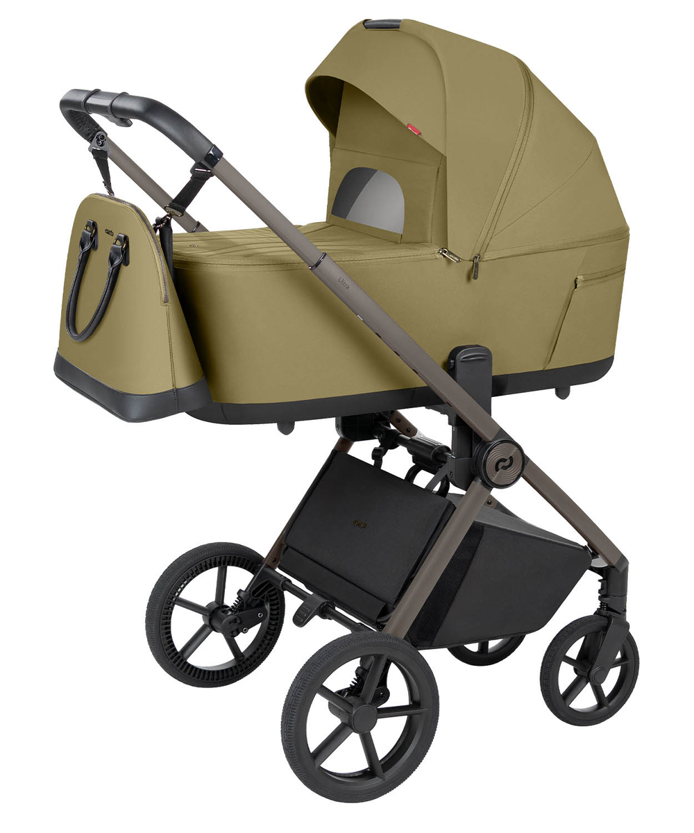 Коляска 2 в 1 Carrello Ultra F