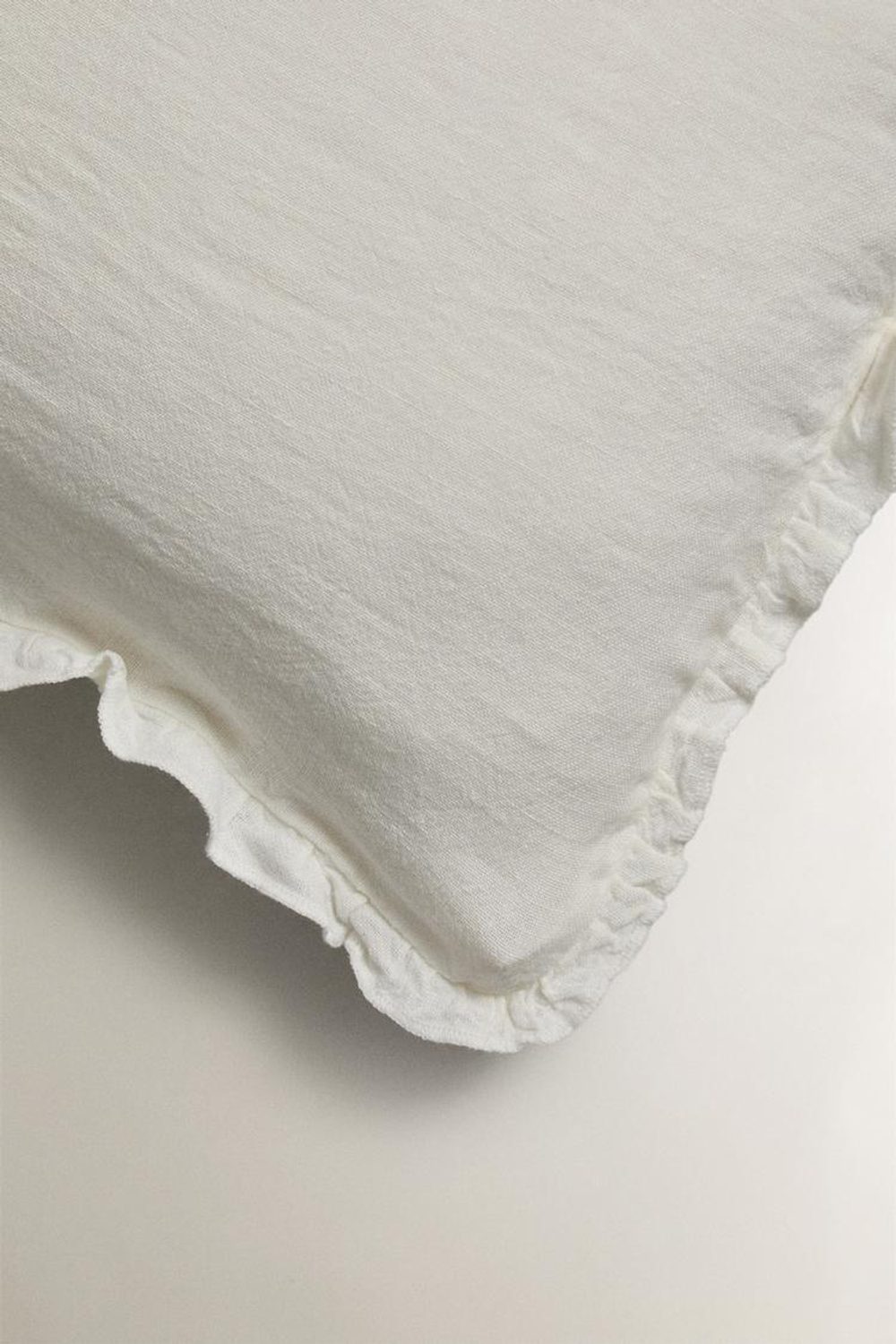 ZARA HOME ЛЬНЯНОЙ ЧЕХОЛ ДЛЯ ДЕКОРАТИВНОЙ ПОДУШКИ, БЕЛЫЙ