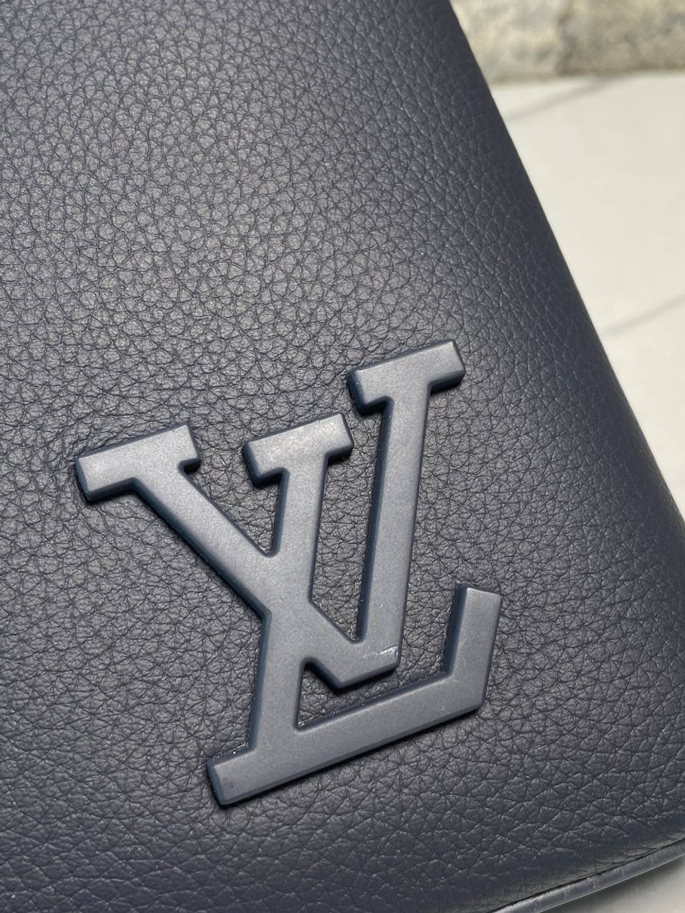 Клатч Louis Vuitton