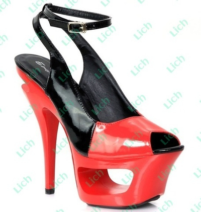 Оригинальные туфли с фигурной платформой