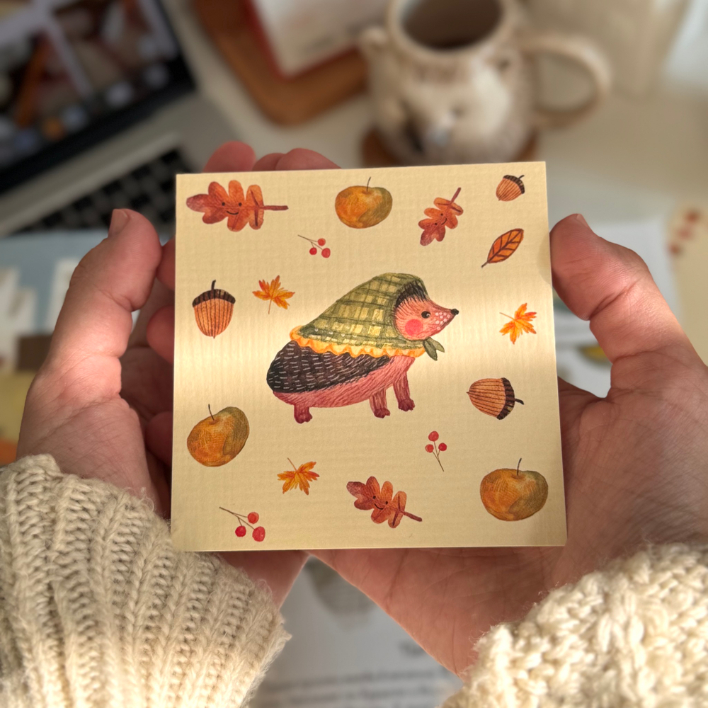 открытка "ёжик в косынке"