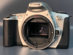 Canon EOS 300 kit EF 28-80mm 3.5-5.6